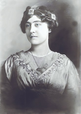 Elena Arismendi.jpg