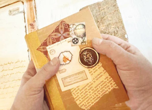 Corazón en las manos Ok.jpg