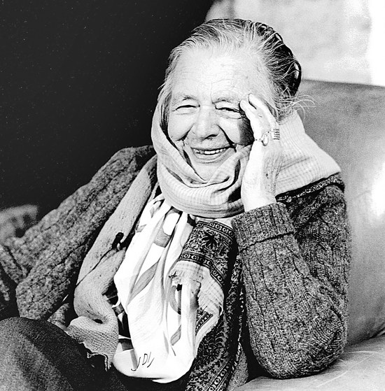 Marguerite_Yourcenar-Bailleul-1982.10.04.Bernhard_De_Grendel_(11).jpg