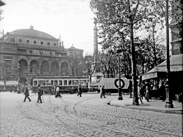 Paris_-_Le_Chatelet_-_1912_-2.jpg