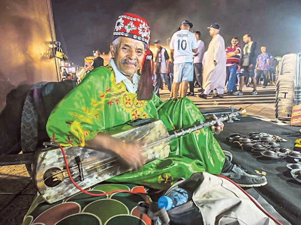 1651 Bemol Tocador de Guembri FOTO Alonso Arreola.jpg